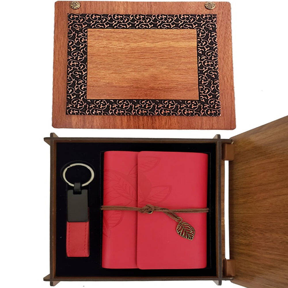 Ahşap Kutulu Kırmızı Deri Defter ve Anahtarlık Set - 1