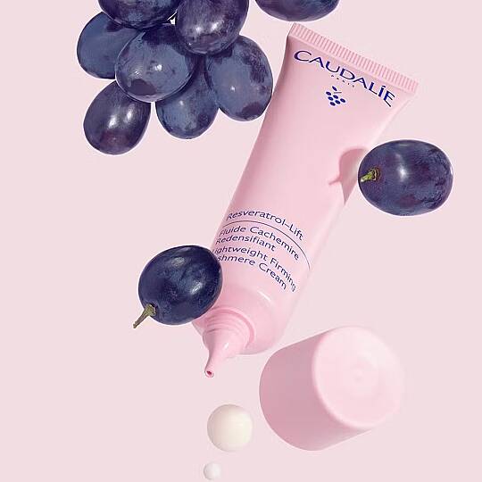 Caudalie Resveratrol-Lift Sıkılaştırıcı Etkili Hafif Dokulu Kaşmir Gündüz Bakım Kremi 40 ml - 4