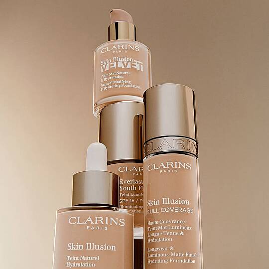 Clarins Skin illusion Full Coverage Fondöten 103N 30 ml - 2