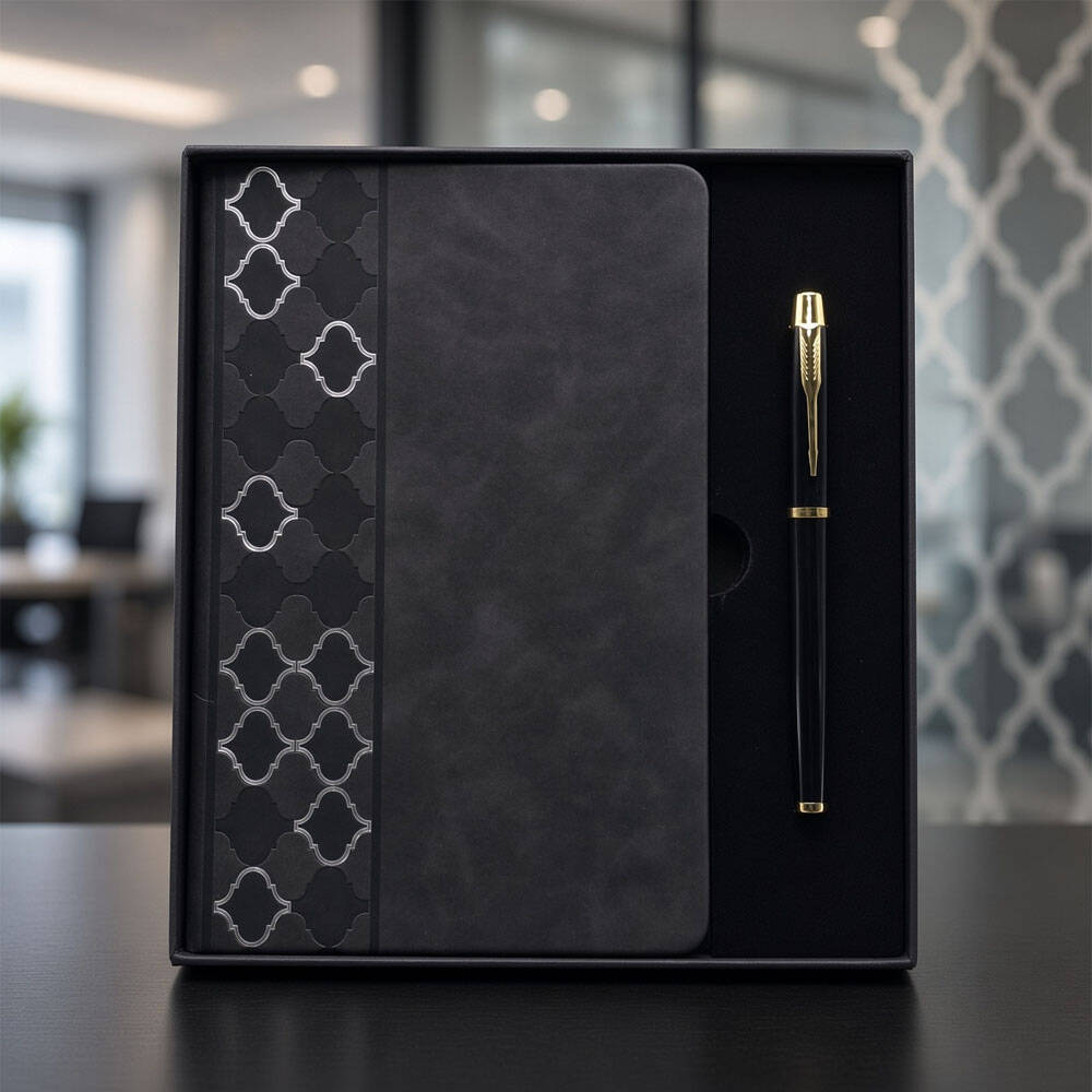 Desenli Siyah Deri Defter Kalem Set - 1