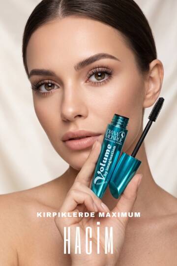 Diana Monroe VOLUME MASCARA - 4