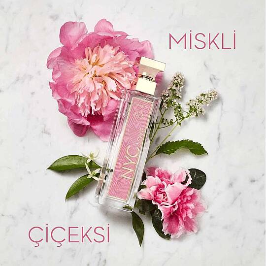 Elizabeth Arden 5Th Avenue NYC Love Edp Kadın Parfüm 75 ml - 2