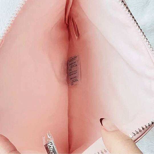 Kerastase Dökülme Karşıtı Saç Bakım Seti ve Pink Flat Pouch - 10