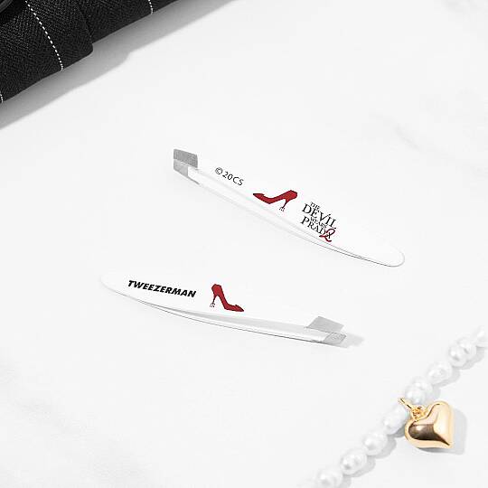 TWEEZERMAN Devil Wears Prada 2 Mini Slant Tweezer - 6