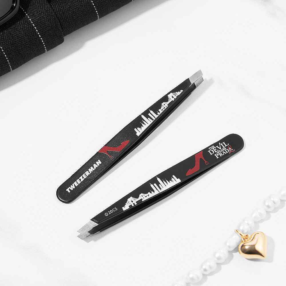 TWEEZERMAN Slant Tweezer Devil Wears Prada 2 Cımbız - 4