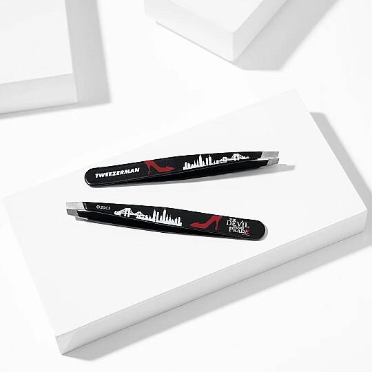 TWEEZERMAN Slant Tweezer Devil Wears Prada 2 Cımbız - 3